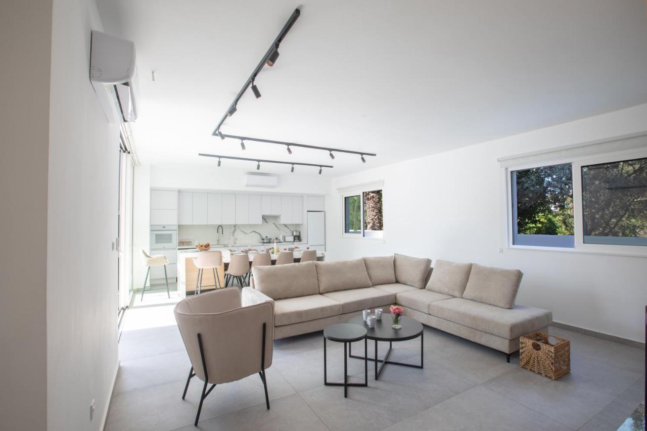 Kube Luxury Villas Ayia Napa Bagian luar foto