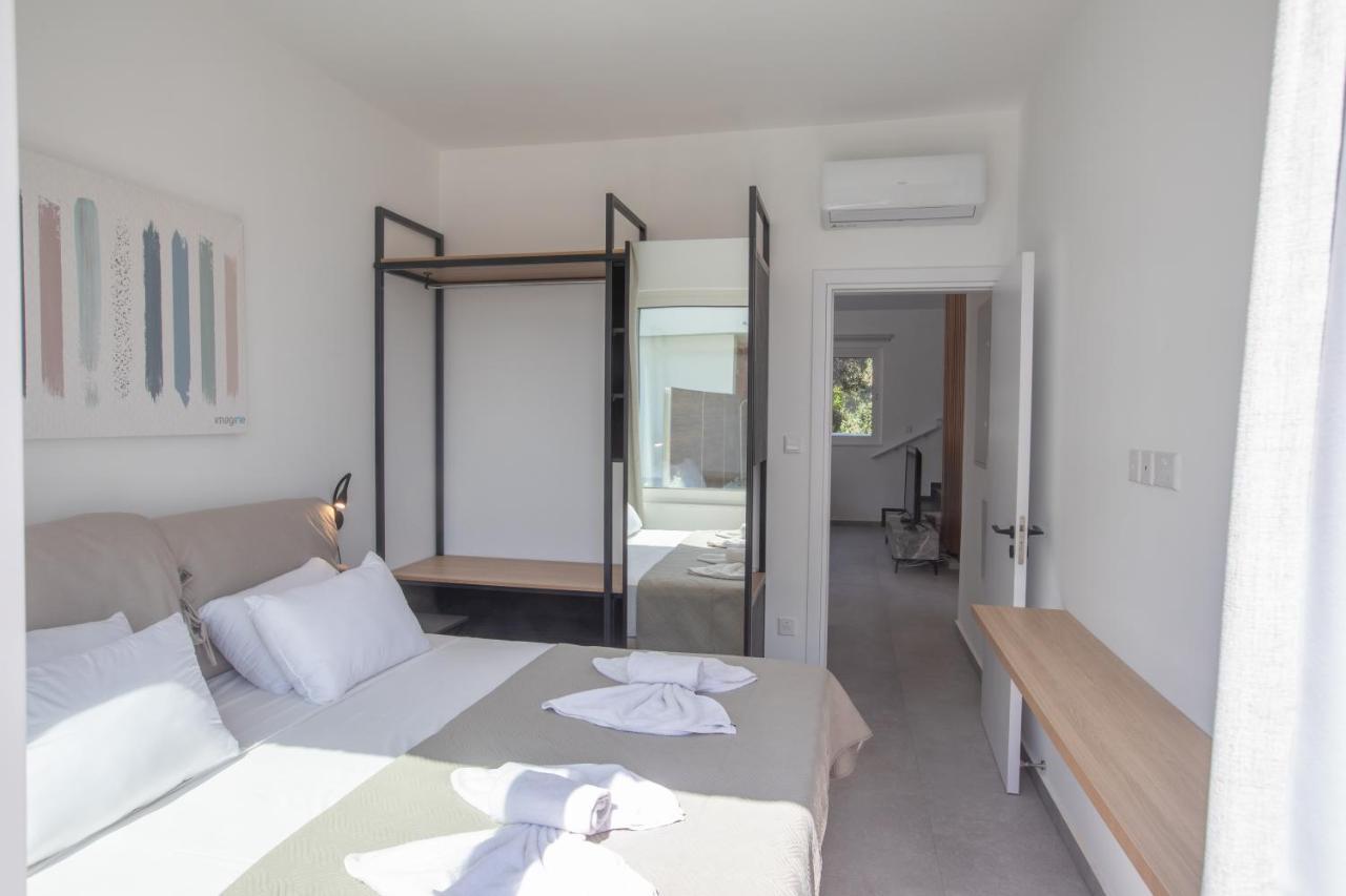 Kube Luxury Villas Ayia Napa Bagian luar foto