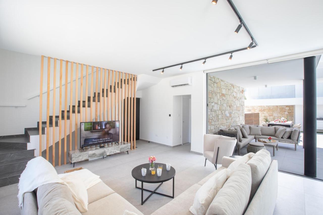 Kube Luxury Villas Ayia Napa Bagian luar foto