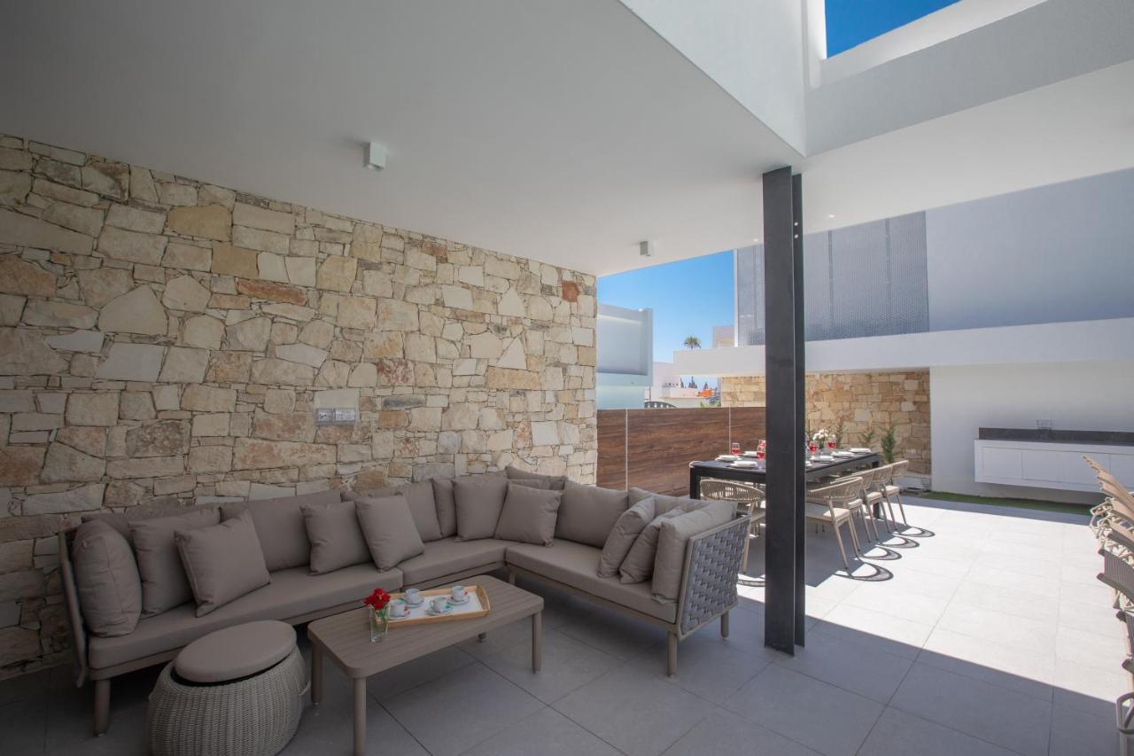Kube Luxury Villas Ayia Napa Bagian luar foto