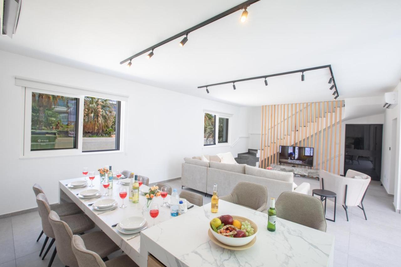 Kube Luxury Villas Ayia Napa Bagian luar foto