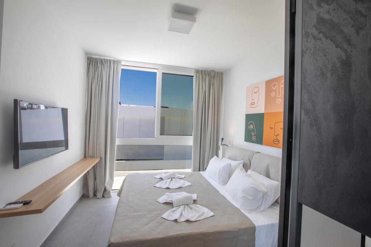 Kube Luxury Villas Ayia Napa Bagian luar foto