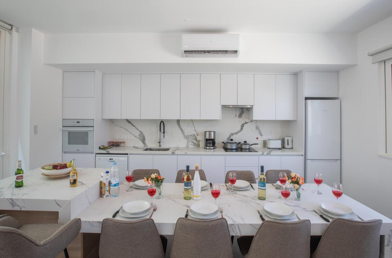 Kube Luxury Villas Ayia Napa Bagian luar foto