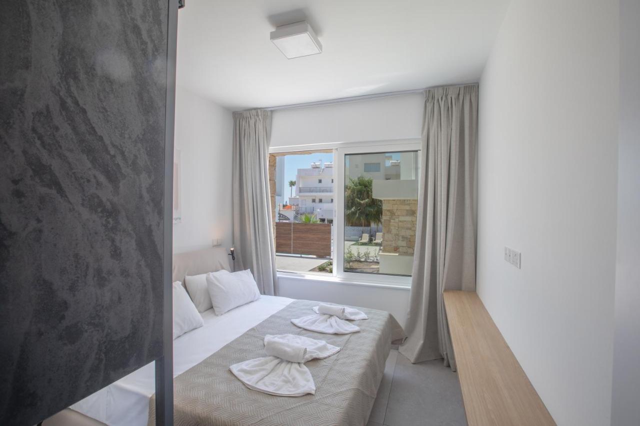 Kube Luxury Villas Ayia Napa Bagian luar foto